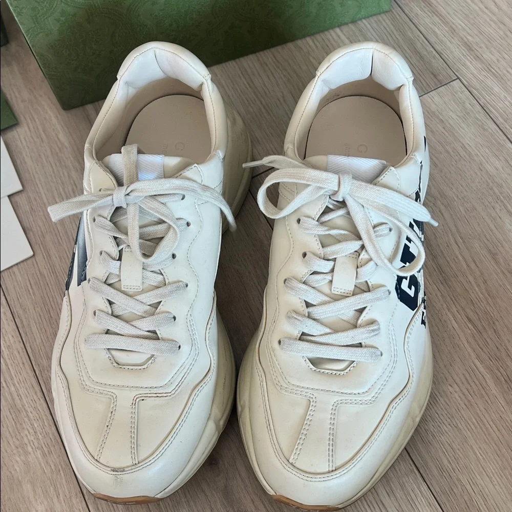 Gucci men’s Rhyton sneaker size 7 - Picture 4 of 13